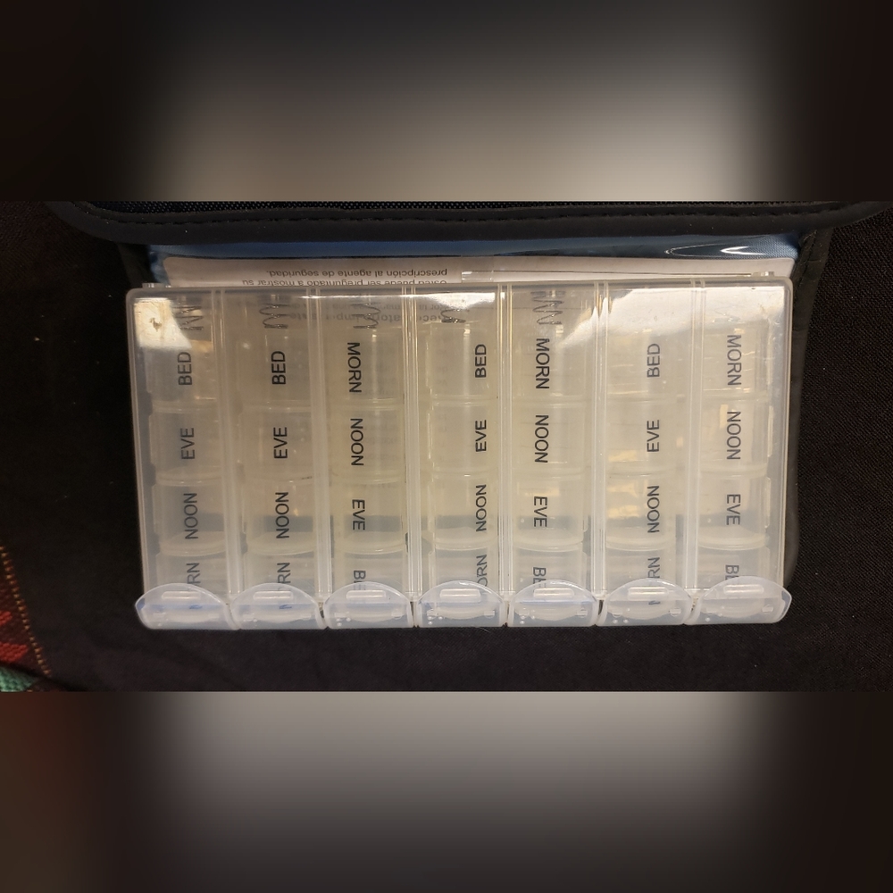 NEW travel "pill-panion"